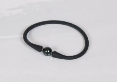 Designer rubber bracelet Black Pearl